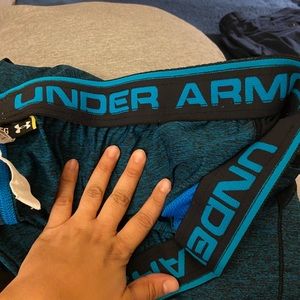 Under Armor Men’s 10in inseam Workout Shorts EUC